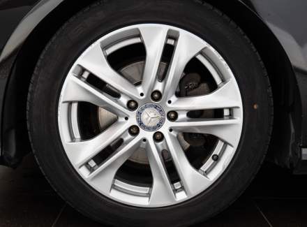 Mercedes-Benz - E-class