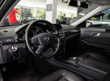 Mercedes-Benz - E-class