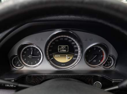 Mercedes-Benz - E-class