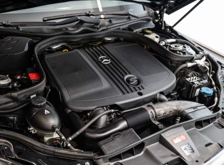 Mercedes-Benz - E-class