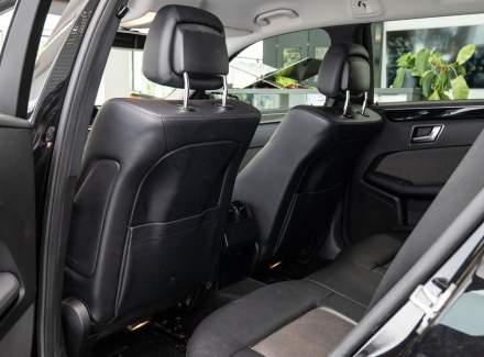 Mercedes-Benz - E-class