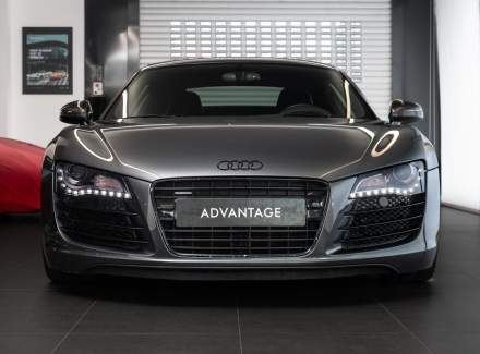 Audi - R8