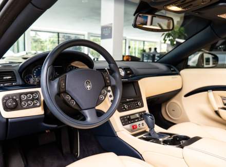 Maserati - GranCabrio