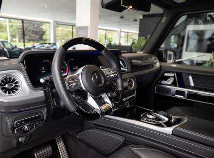 Mercedes-Benz - G-class