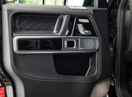 Mercedes-Benz - G-class