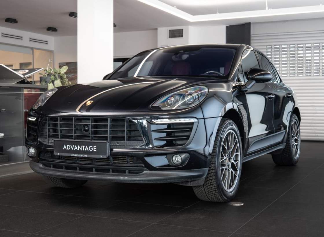 Porsche - Macan