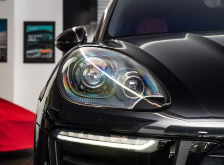 Porsche - Macan