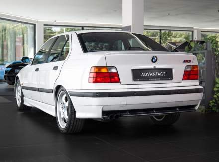 BMW - M3