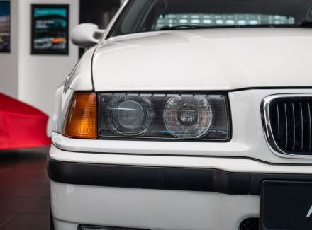 BMW - M3