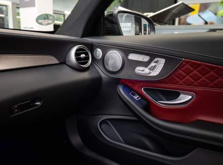 Mercedes-Benz - C-class