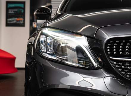 Mercedes-Benz - C-class
