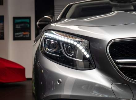 Mercedes-Benz - S-class