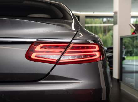 Mercedes-Benz - S-class