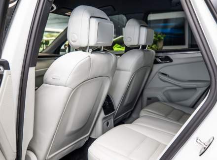 Porsche - Macan