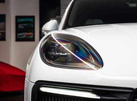 Porsche - Macan