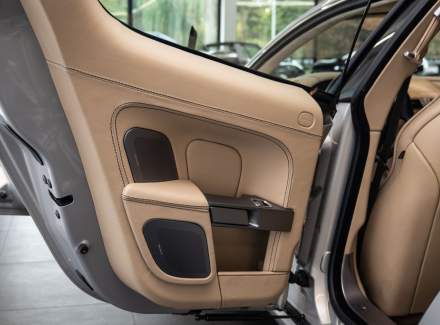 Aston Martin - Rapide