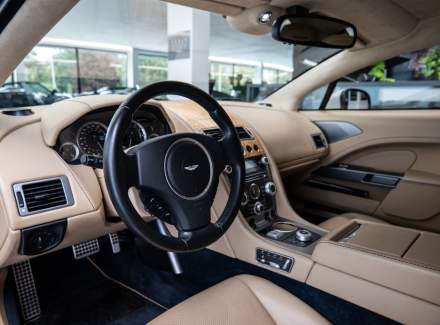 Aston Martin - Rapide