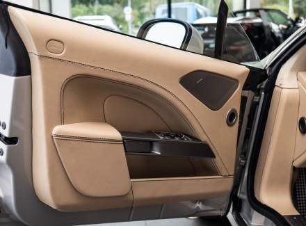 Aston Martin - Rapide