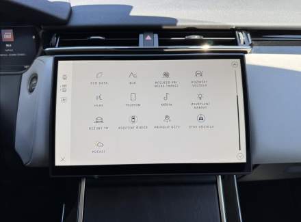 Land Rover - Range Rover Velar