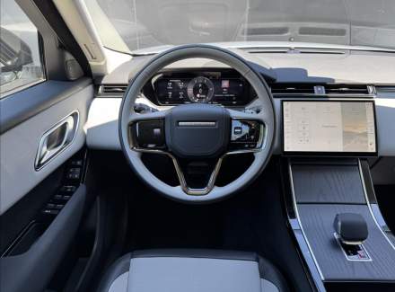 Land Rover - Range Rover Velar