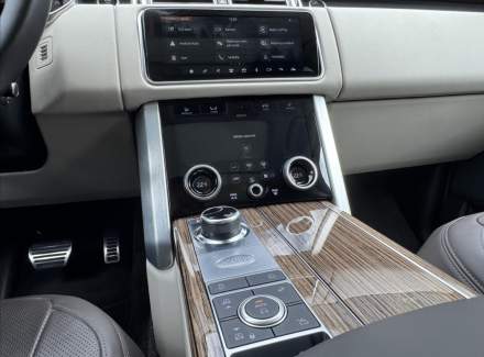 Land Rover - Range Rover