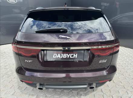 Jaguar - XF
