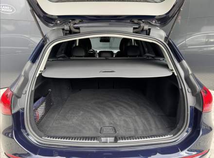 Mercedes-Benz - C-class