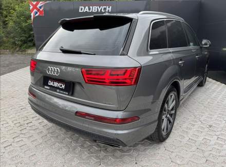 Audi - Q7