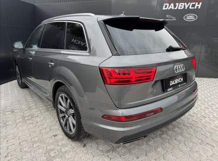 Audi - Q7
