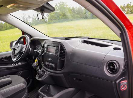 Mercedes-Benz - Vito