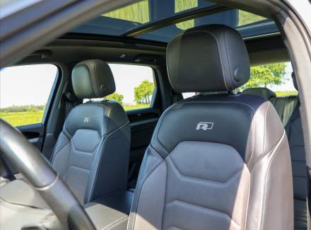 Volkswagen - Touareg