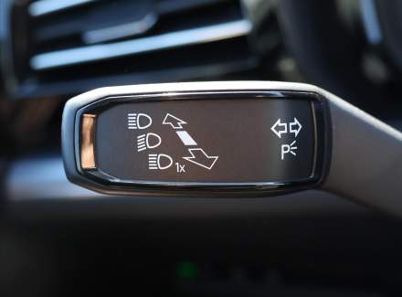 Volkswagen - Touareg