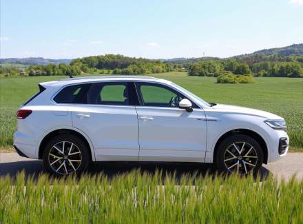 Volkswagen - Touareg