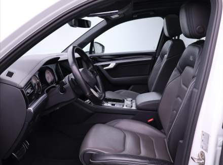 Volkswagen - Touareg