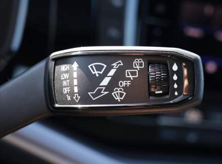 Volkswagen - Touareg