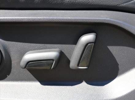 Volkswagen - Touareg