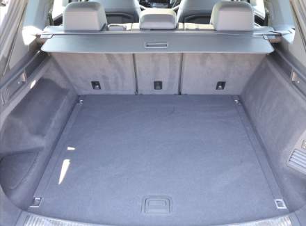 Volkswagen - Touareg