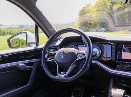 Volkswagen - Touareg