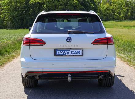 Volkswagen - Touareg