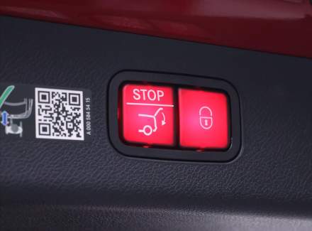 Mercedes-Benz - E-class