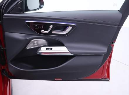 Mercedes-Benz - E-class