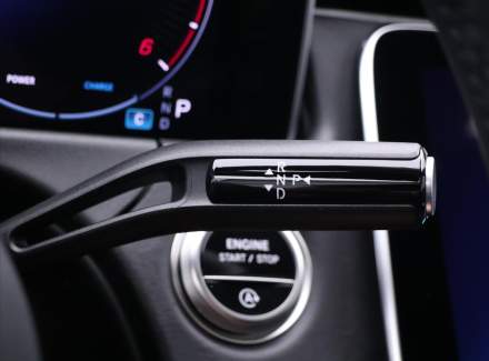 Mercedes-Benz - E-class