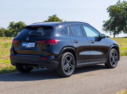 Mercedes-Benz - GLA