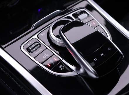 Mercedes-Benz - G-class