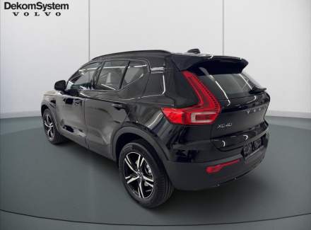 Volvo - XC40