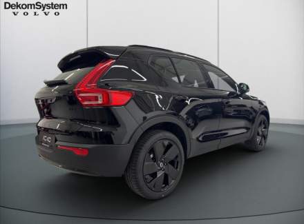 Volvo - XC40