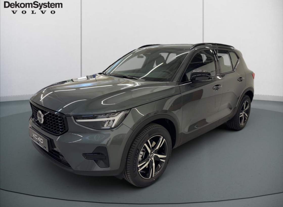 Volvo - XC40