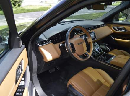 Land Rover - Range Rover Velar