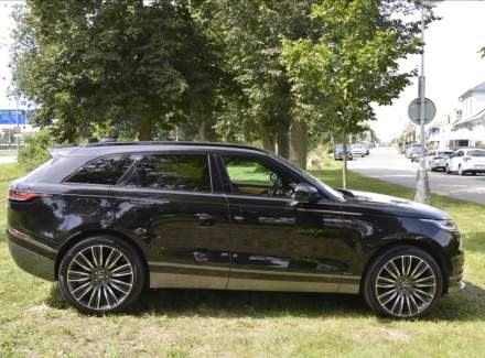 Land Rover - Range Rover Velar