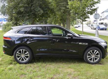 Jaguar - F-Pace